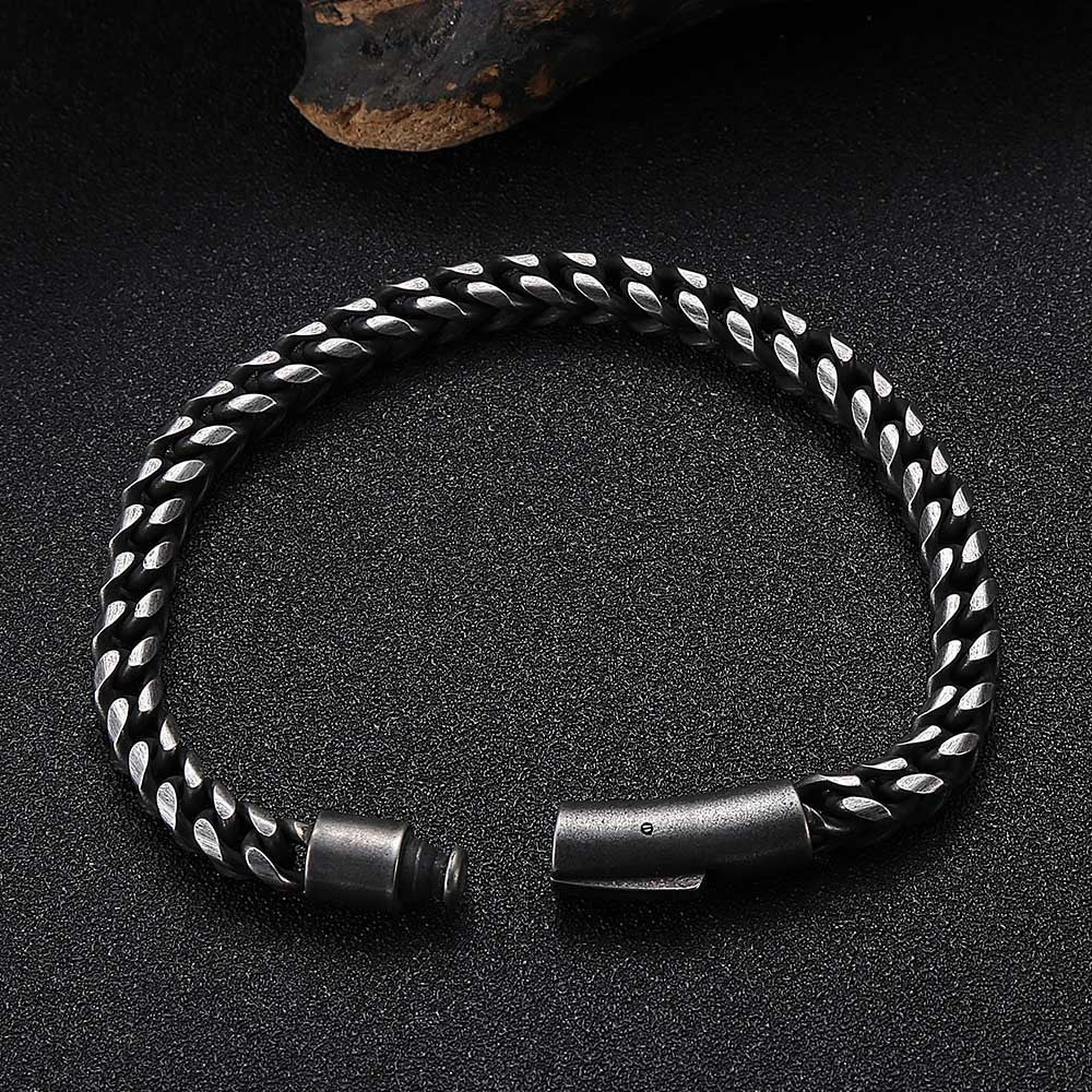 DREAM DESIGNS Stainless Steel Vintage Bracelet